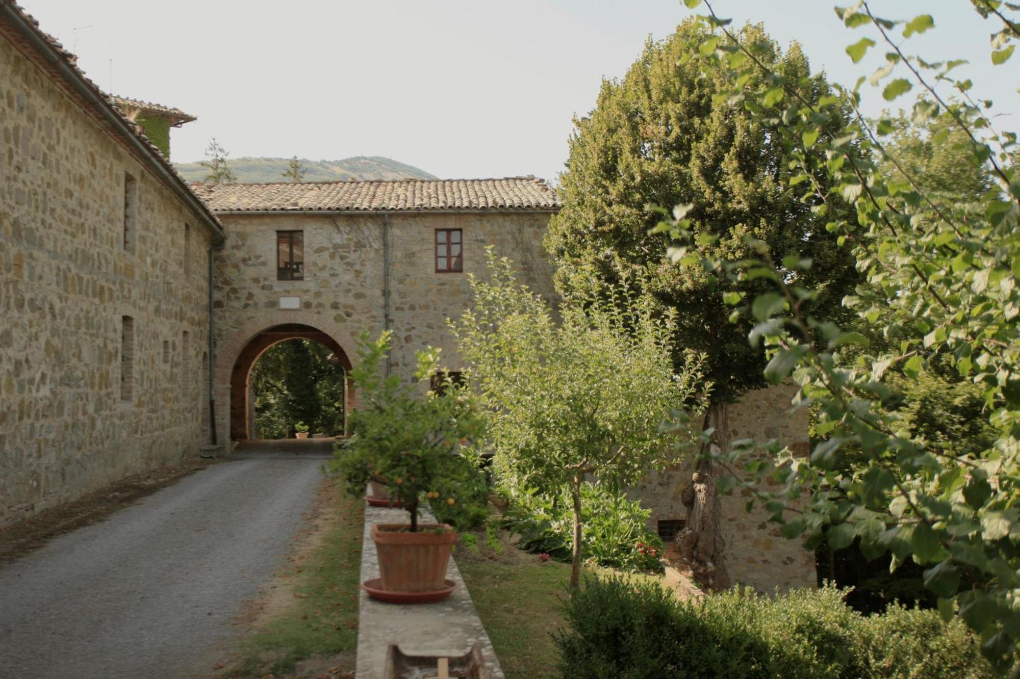 Villa Borgo Di Camporsevoli Exterior foto